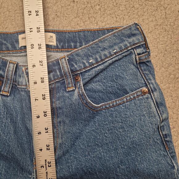 Abercrombie & Fitch Jeans Womens 26 Blue Denim Medium Wash 90s Straight Mid Rise - Picture 8 of 9